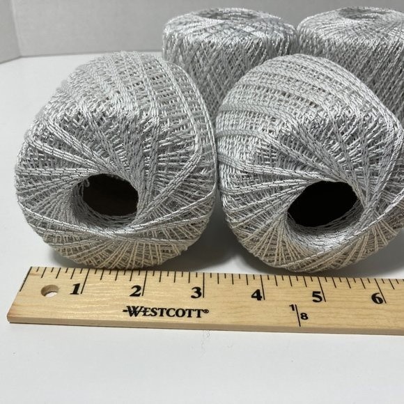 10 Aunt Lydia Metallic Crochet Thread White Silver - Picture 9 of 10